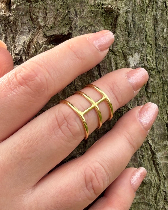 Linea Tre – Anello a tre fili in argento 925 placcato oro 18K